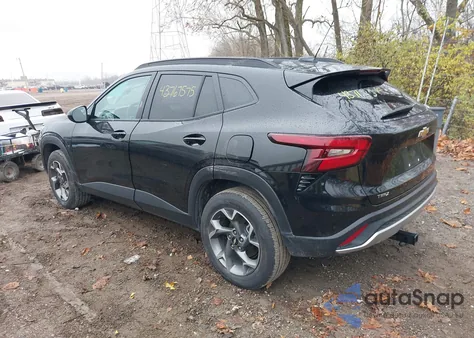 2025 Chevrolet Trax Fwd Lt z USA, uszkodzony, nr VIN KL77LHEP7SC170154